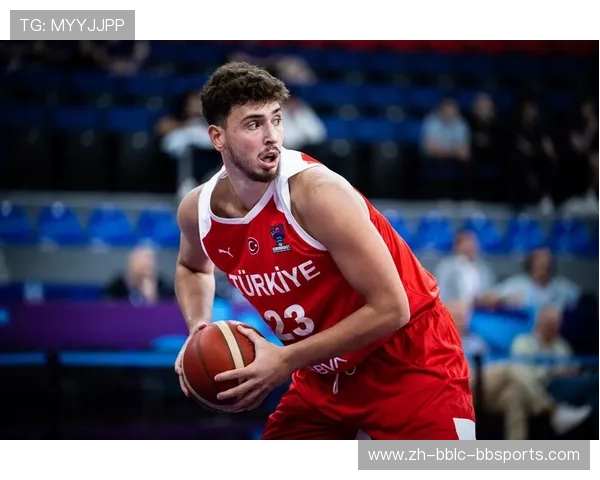 休斯顿火箭队内部训练视频曝光与技战术演练分析